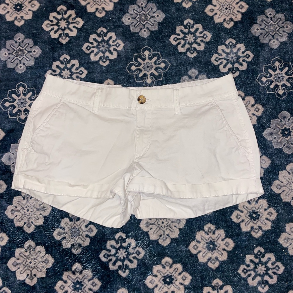 Old Navy Women's White Cargo Shorts